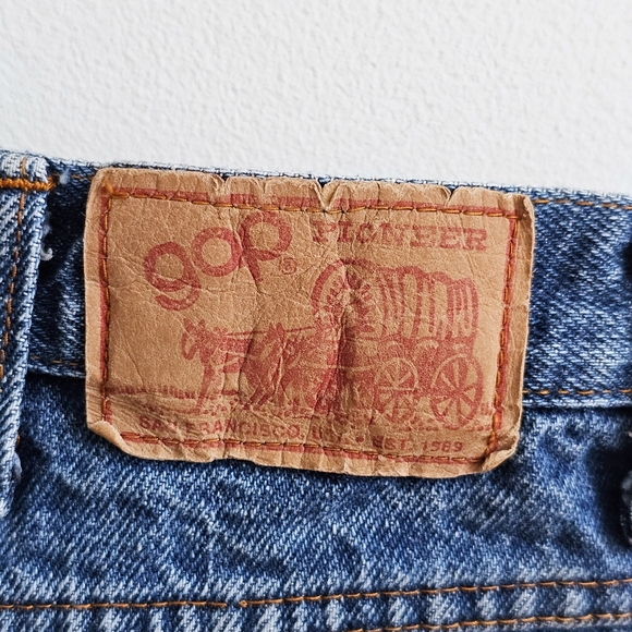 Vintage 90s Gap Denim Cut Off Shorts High Rise 30” Waist Size M Blue Jean - Picture 7 of 14